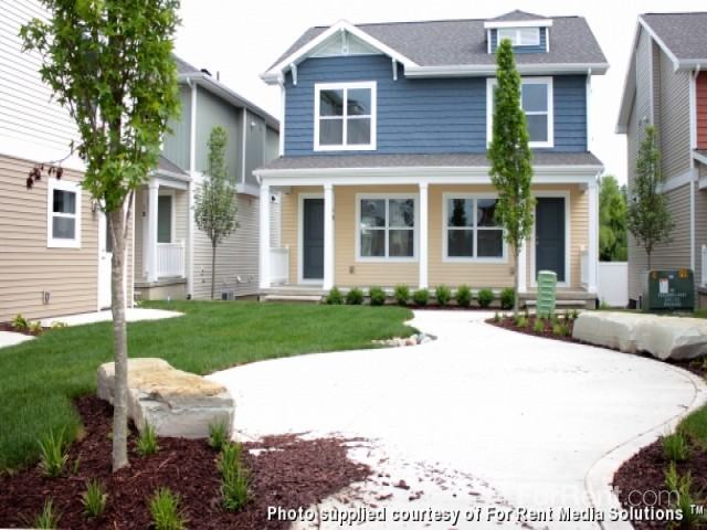 The Cottages Chandler Crossings Apartments 3975 Hunsaker St, East