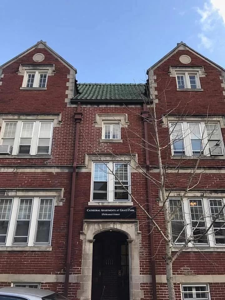 176 Market St 301, Lexington, KY 40507 1 Bedroom Apartment for Rent