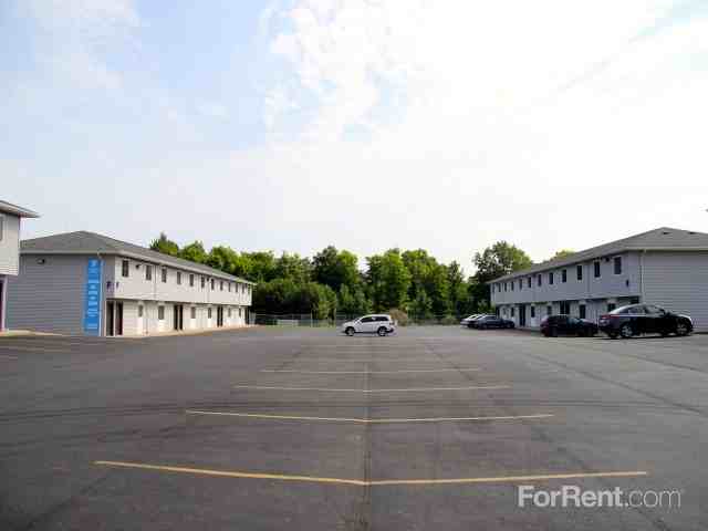 Campus Creek Apartments 20151 Gilbert Rd, Big Rapids, MI 49307 Zumper