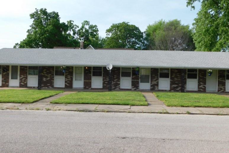 1318 Cumberland Avenue D, Evansville, IN 47712 1 Bedroom Apartment for Rent PadMapper