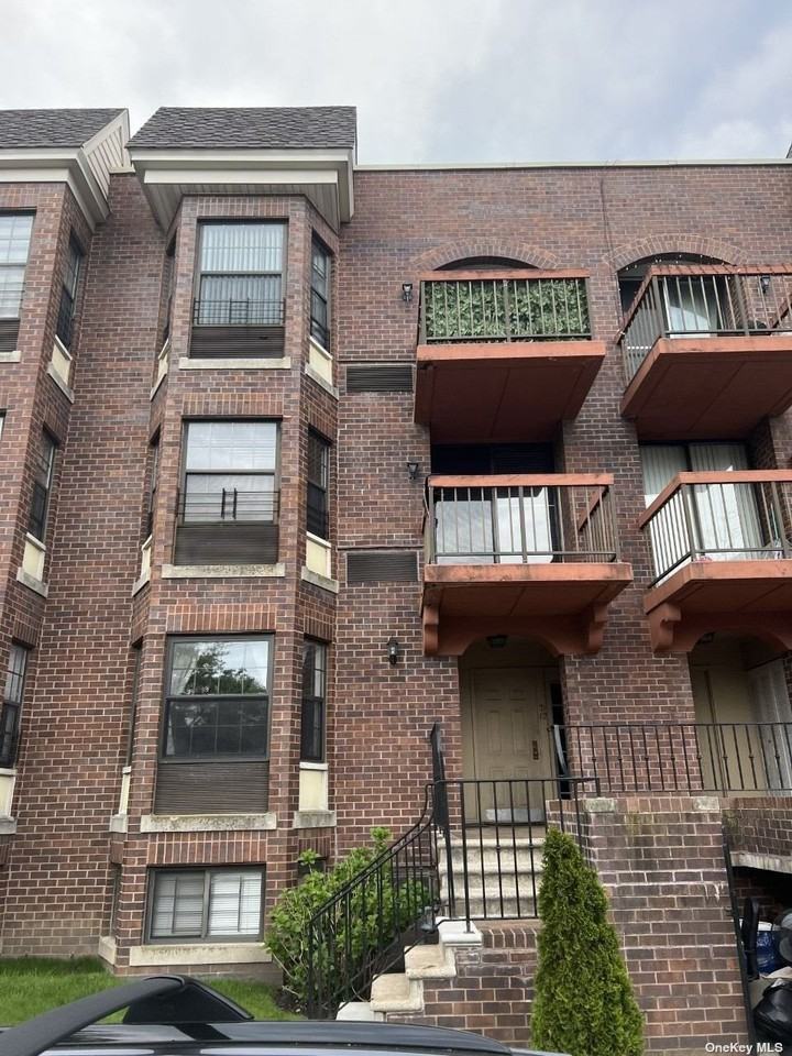 7112 164th St 1, New York, NY 11365 Two bedroom apartment for rent