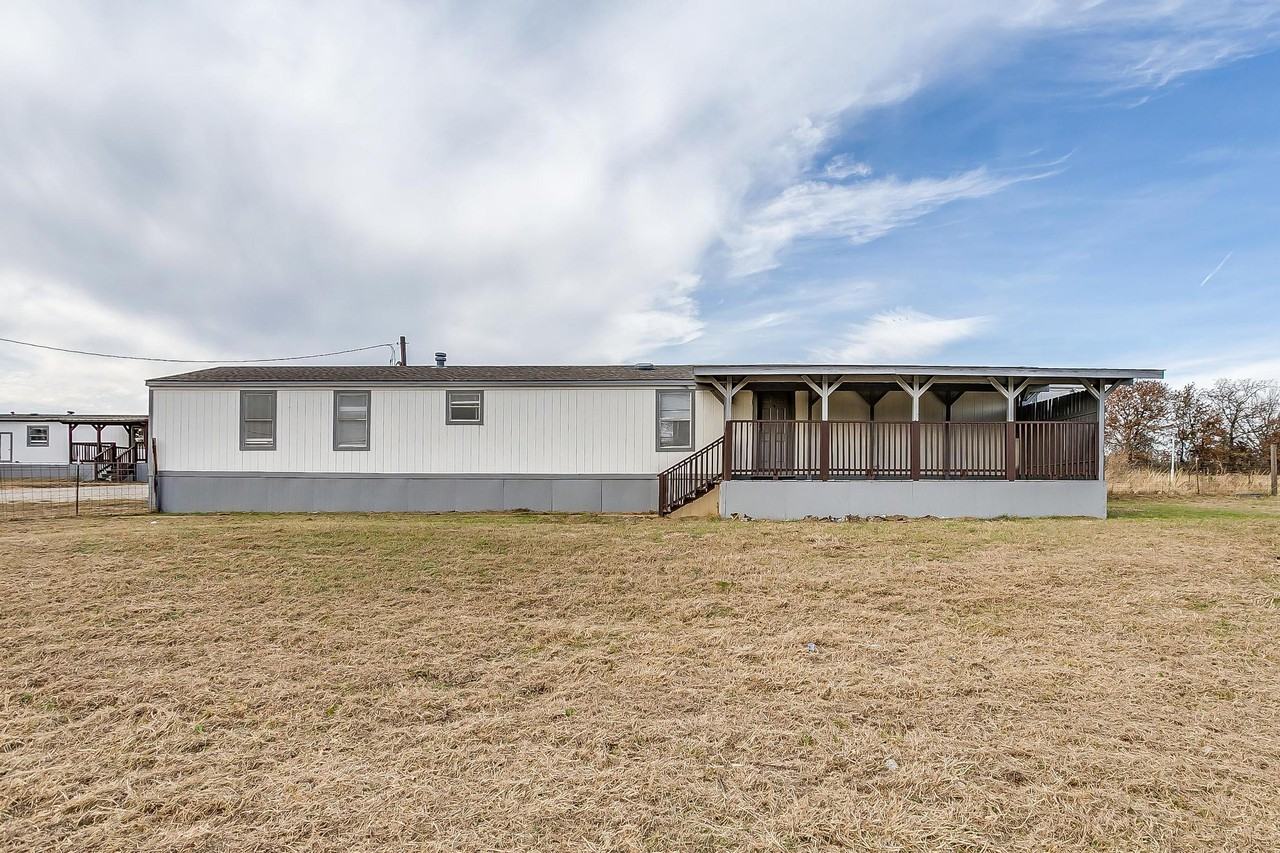257 Jeremy Ln 1, Weatherford, TX 76088 3 Bedroom Apartment for Rent