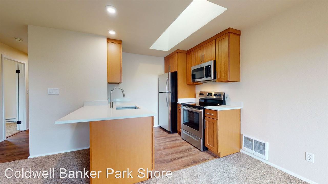 307 11th St Pl Apartments 307 11th Street Pl, Bremerton, WA 98337