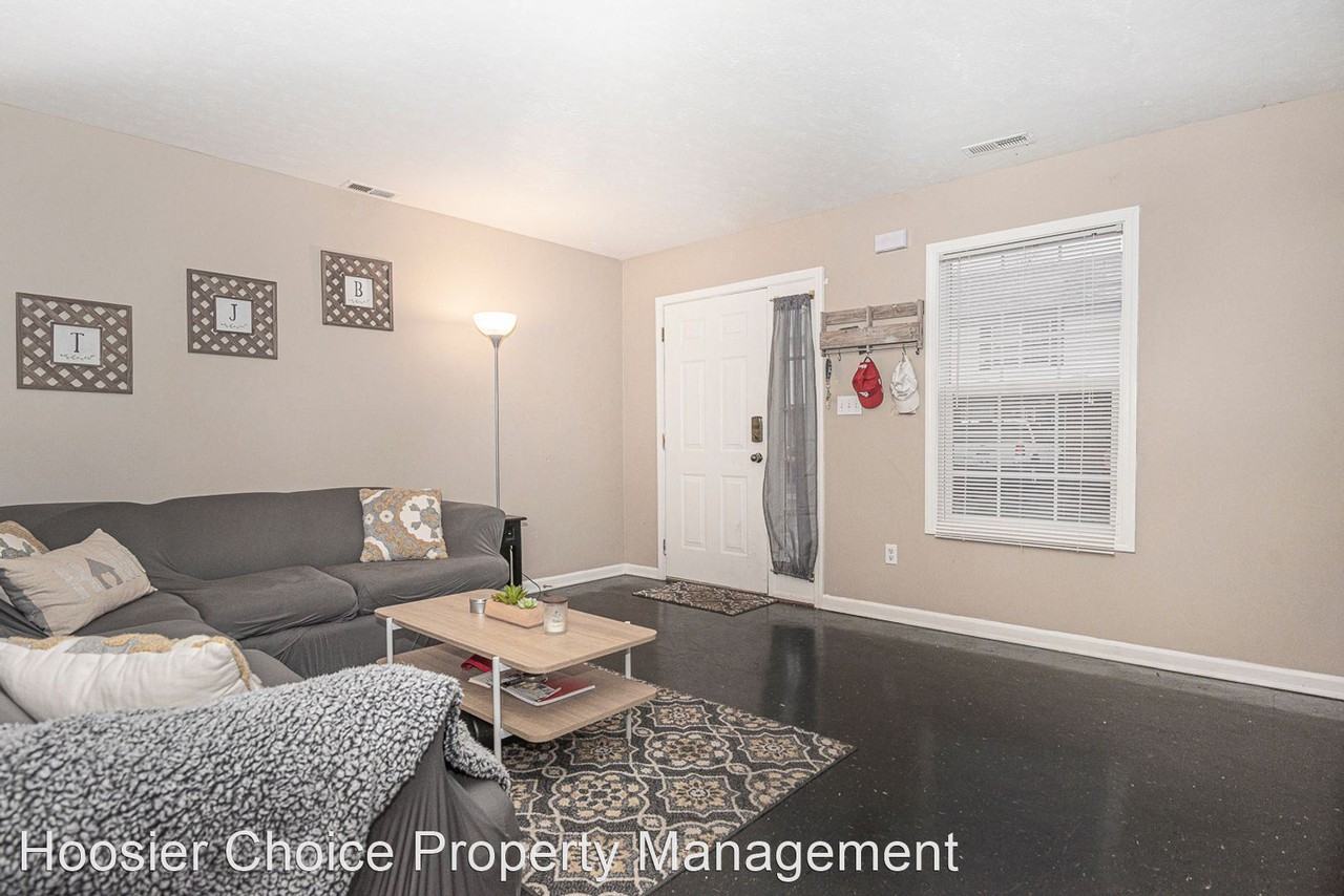 Hoosier Choice Townhomes Apartments 300 N Kinser Pike, Bloomington