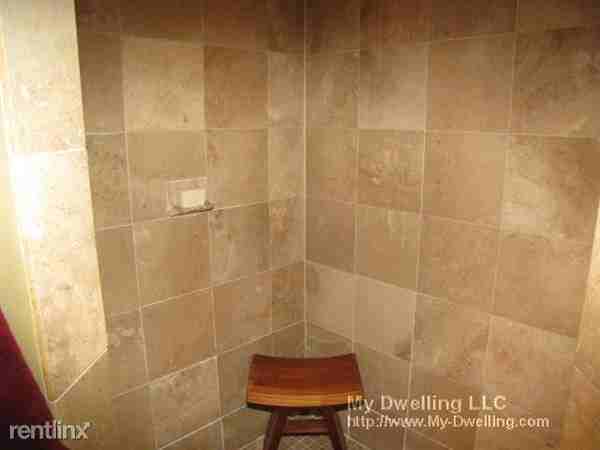 102 N Water St Apartments in Historic Third Ward, Milwaukee, WI 53202