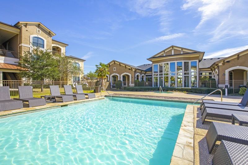 Summercrest Burleson Apartments 1320 Nw Summercrest Blvd, Burleson