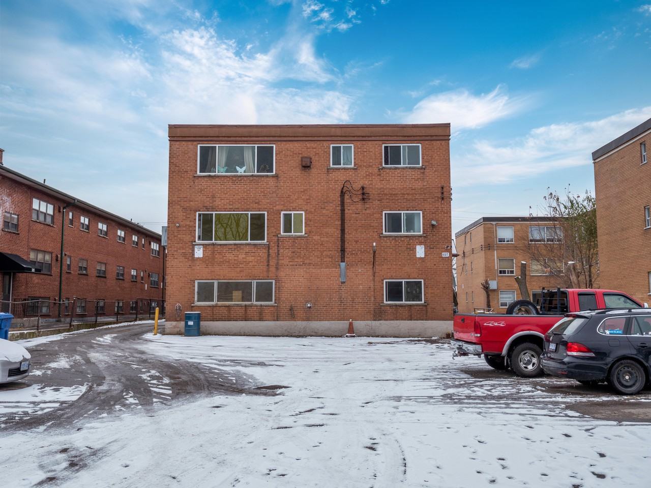 375 Melvin Apartments 375 Melvin Ave, Hamilton, ON L8H 2K6 Zumper