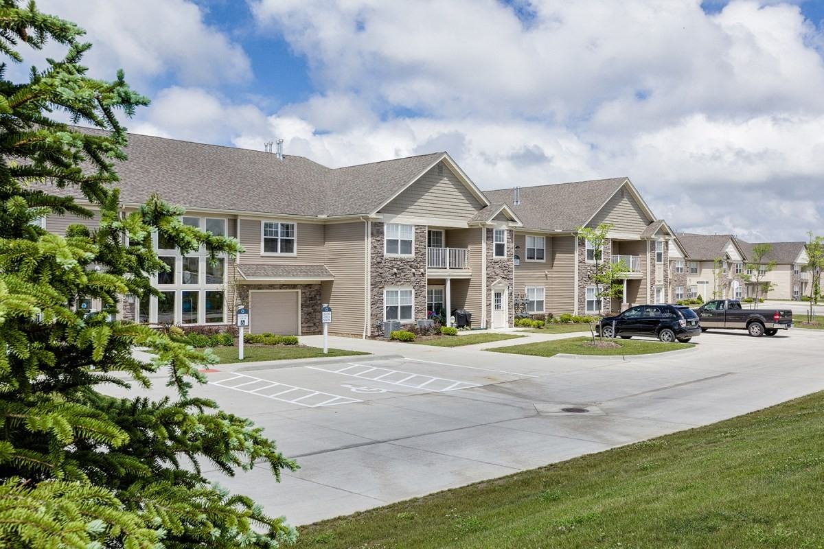 The Village at Cobblestone Court Apartments 842 Cobblestone Cir