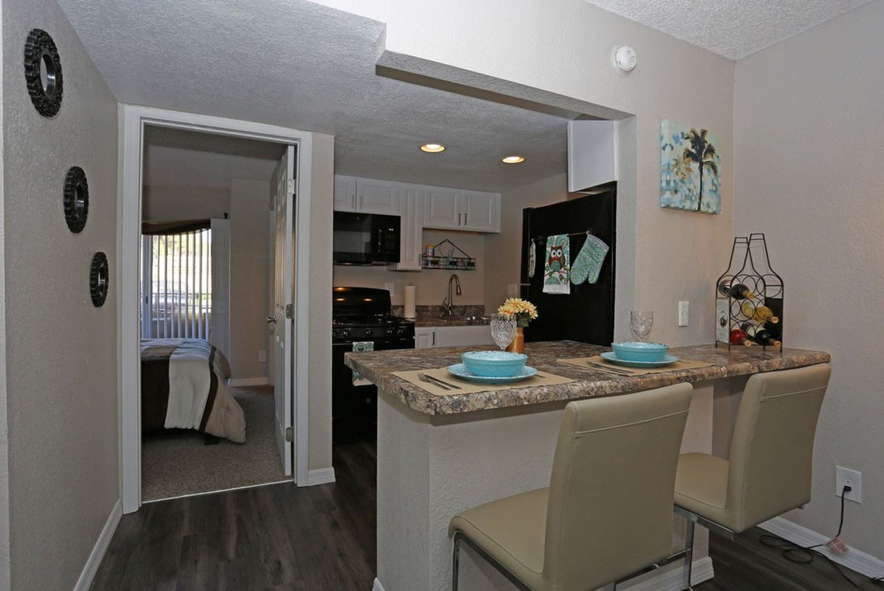 Sunpointe Place Apartments 701 East Bay Drive, Largo, FL 33770 Zumper