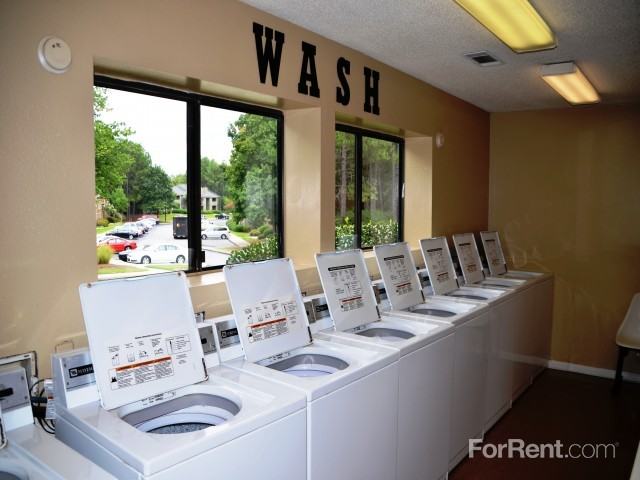 Hidden Lake Apartments 4050 Rd, Union City, GA 30291 Zumper