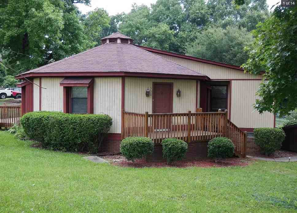 530 Sample Rd 1, Greenwood, SC 29649 3 Bedroom Apartment for Rent