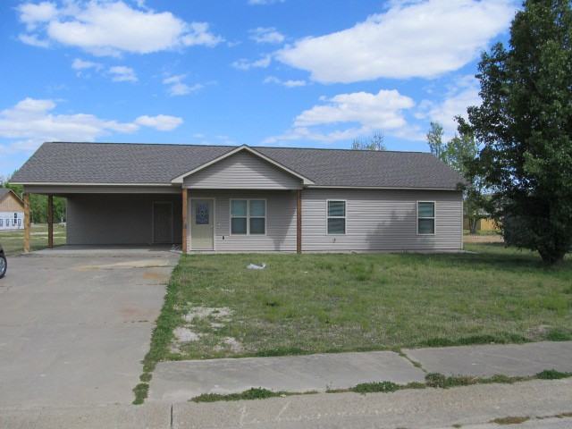 708 Tawn Dr 1, Jonesboro, AR 72401 3 Bedroom Apartment for Rent
