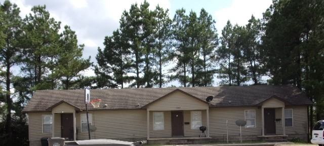 4409 Oliver St 2, Jonesboro, AR 72401 2 Bedroom Apartment for Rent