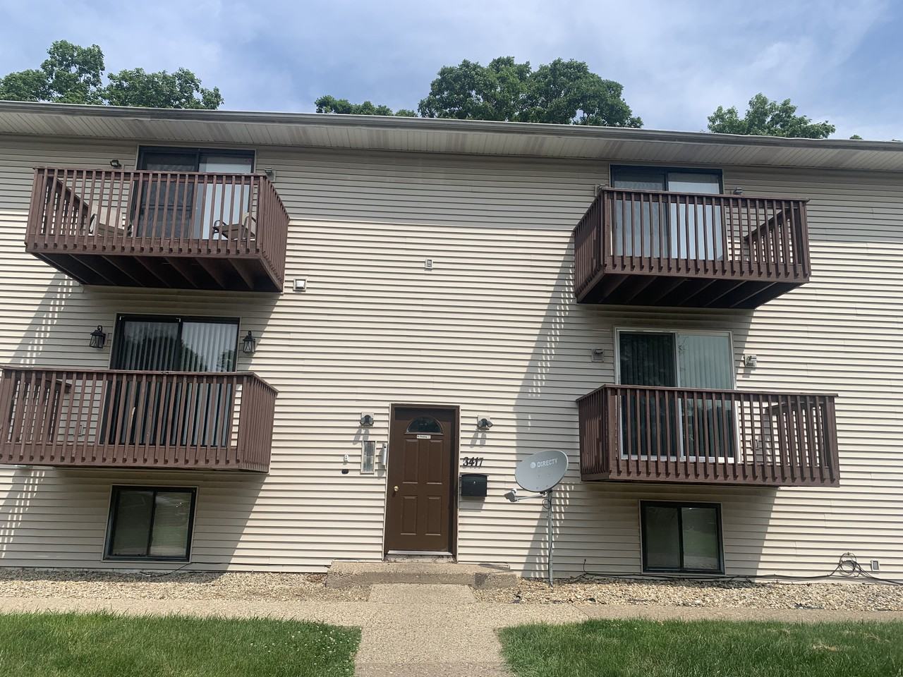 3417 Baskin Ridge 7, Peoria, IL 61604 3 Bedroom Apartment for Rent for