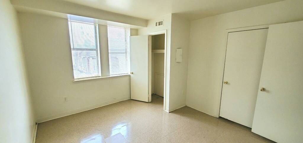 Oak Lane Court Apartments 1623 W Chelten Ave 35, Philadelphia, PA