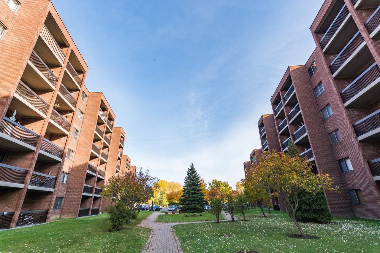 Toulon Sur Mer Apartments 7779 77777779 Lasalle Blvd., Montréal, QC H8P 3K3 Zumper