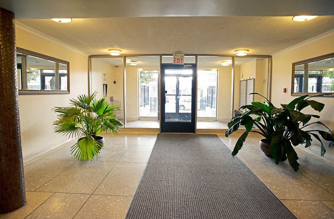 330 Hopewell Ave Apartments in Briar Hill Belgravia, Toronto, ON M6E