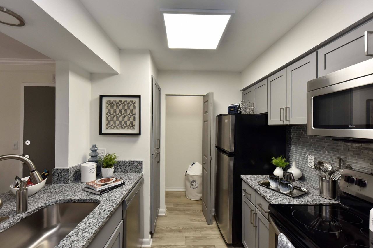 The Metropolitan Apartments 101 Brixworth Ln, Nashville, TN 37205