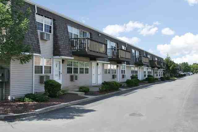 Heatherwood House at Patchogue Apartments 77 Waverly Ave, Patchogue