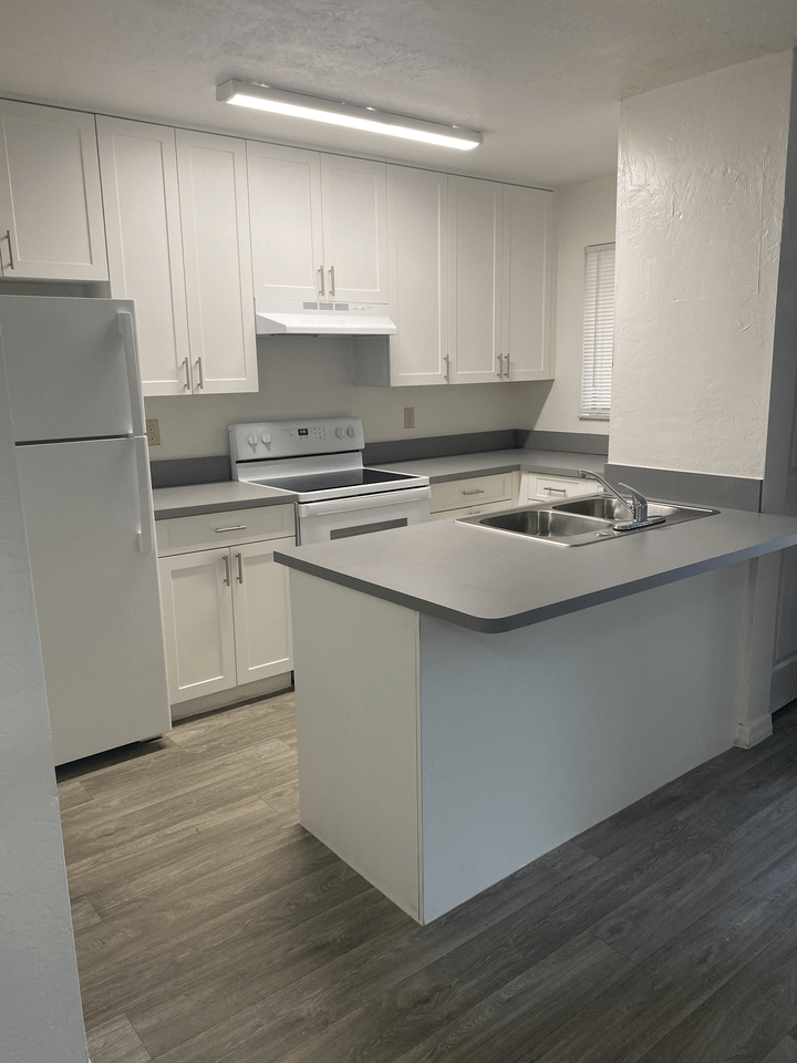 Atlantis Cove Apartments 2476 Atlantis Ave, Fort Pierce, FL 34981