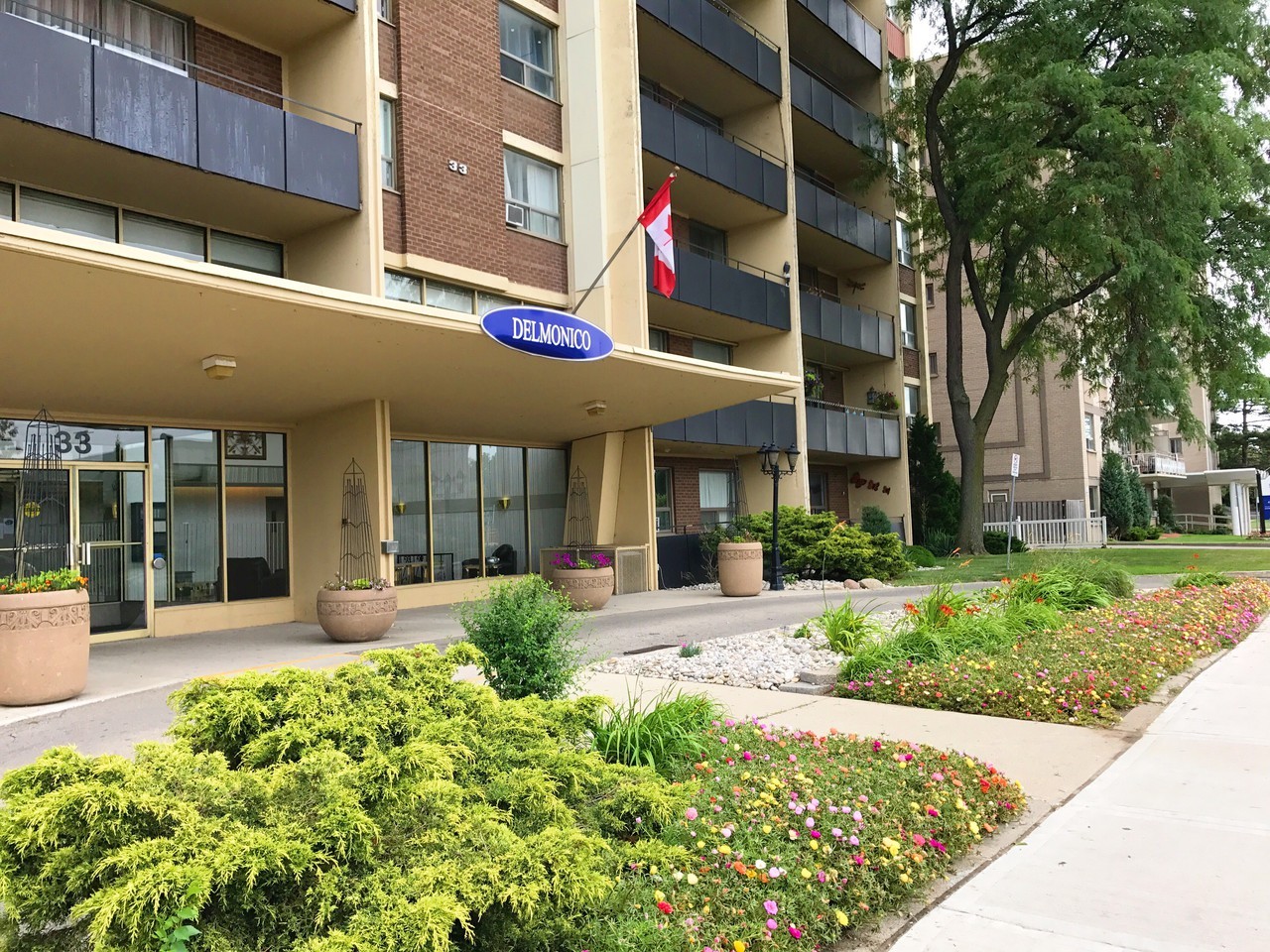 Delmonico Apartments 33 Fennell Ave E, Hamilton, ON L9A 1R6 Zumper