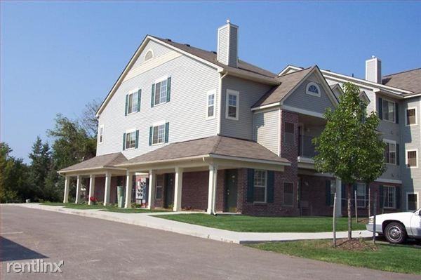 Fairways at Woodfield Condominiums Apartments 11102 Pinehurst Ln