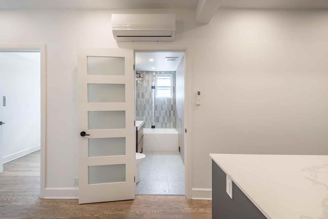 5050 Roslyn Apartments 5051 Av Roslyn, Montréal, QC H3W None Zumper