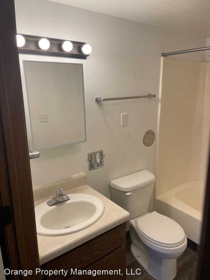 439 W 25th St Apartments in Alliance, NE 69301 Zumper