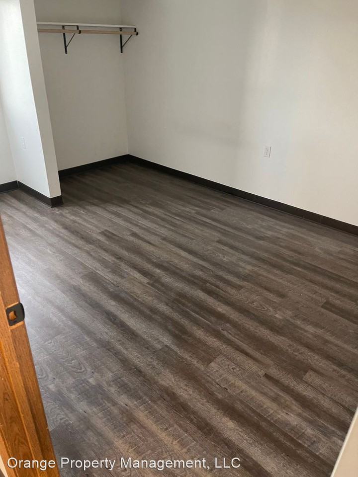 439 W 25th St Apartments in Alliance, NE 69301 Zumper