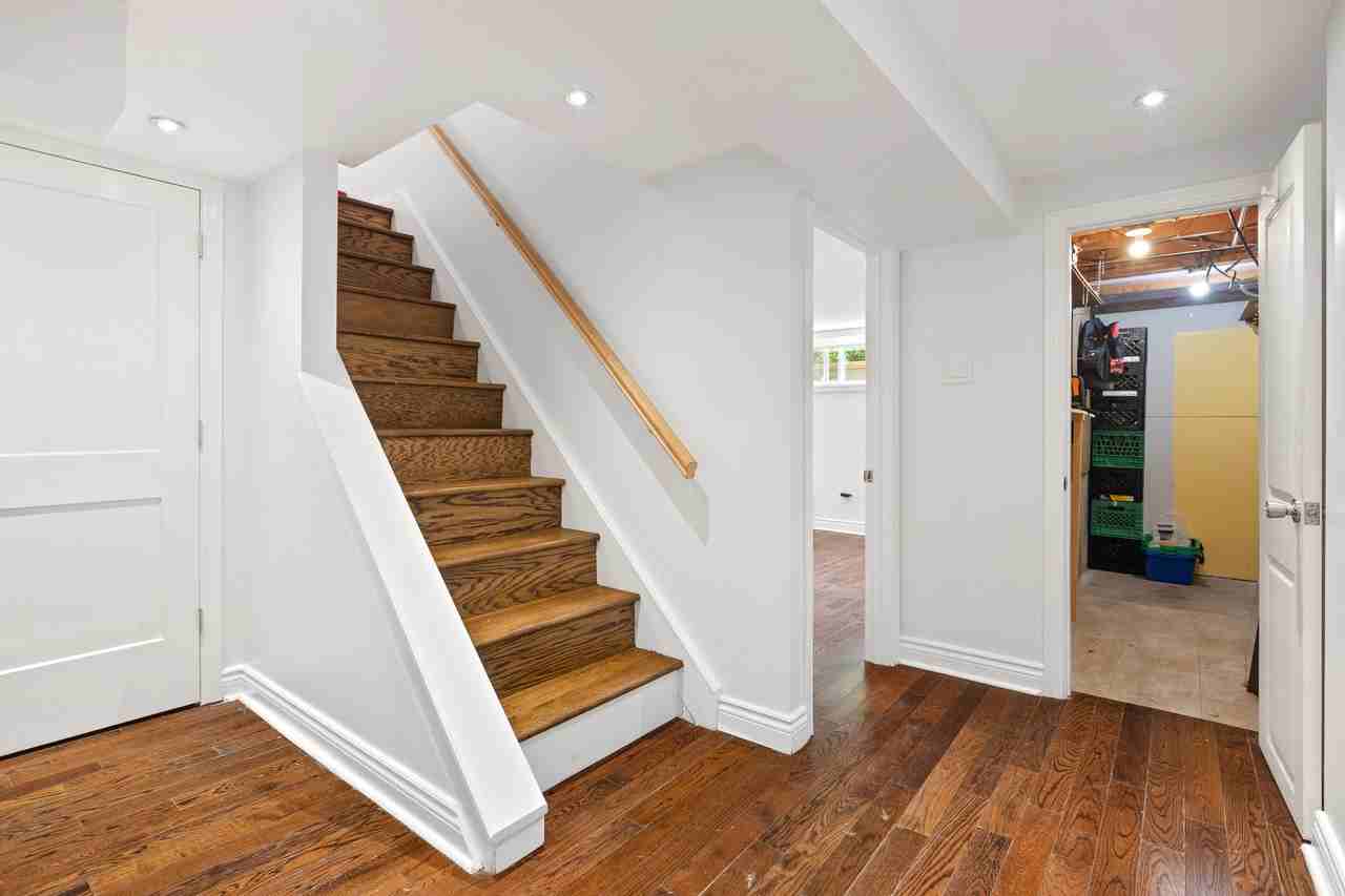 134 Hopewell Avenue Apartments 134 Hopewell Ave, Ottawa, ON K1S 2Z3