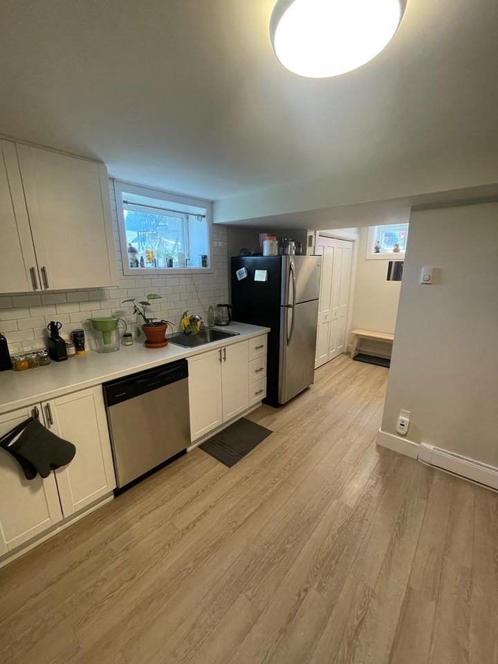 1118 Woodroffe Avenue, Ottawa, ON K2C 2T1, CA 2 unit Rentals Zumper