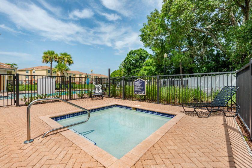 Grande Court Apartments 7610 Blanding Blvd, Jacksonville, FL 32244