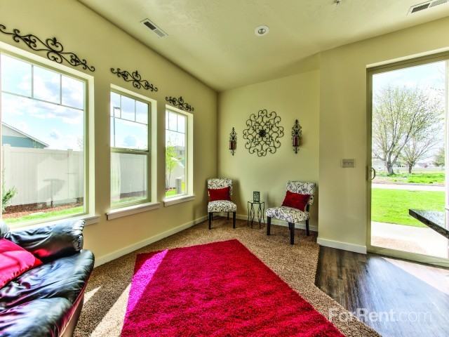 Sawtooth Village Apartments 1405 W McMillan Rd, Meridian, ID 83646