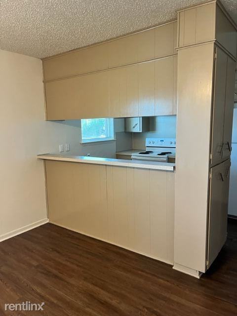 Williamsburg Townhouses & Apartments 2315 Jennifer Dr, Killeen, TX