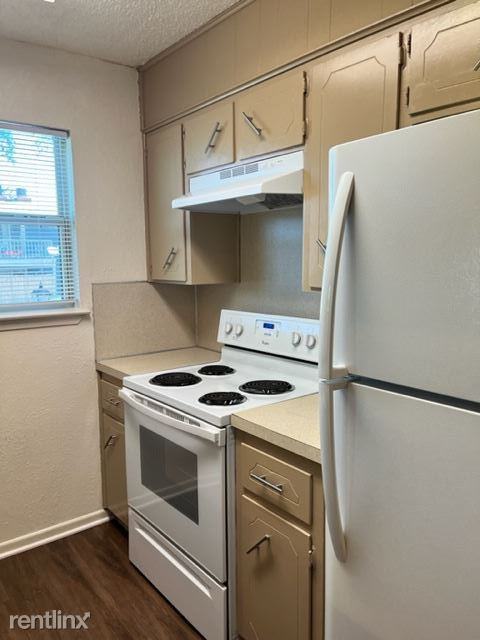 Williamsburg Townhouses & Apartments 2315 Jennifer Dr, Killeen, TX