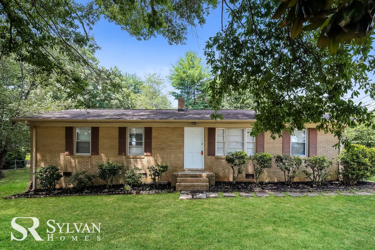 100 Roosevelt Dr, Easley, SC 29642 3 bedroom House Rental Zumper