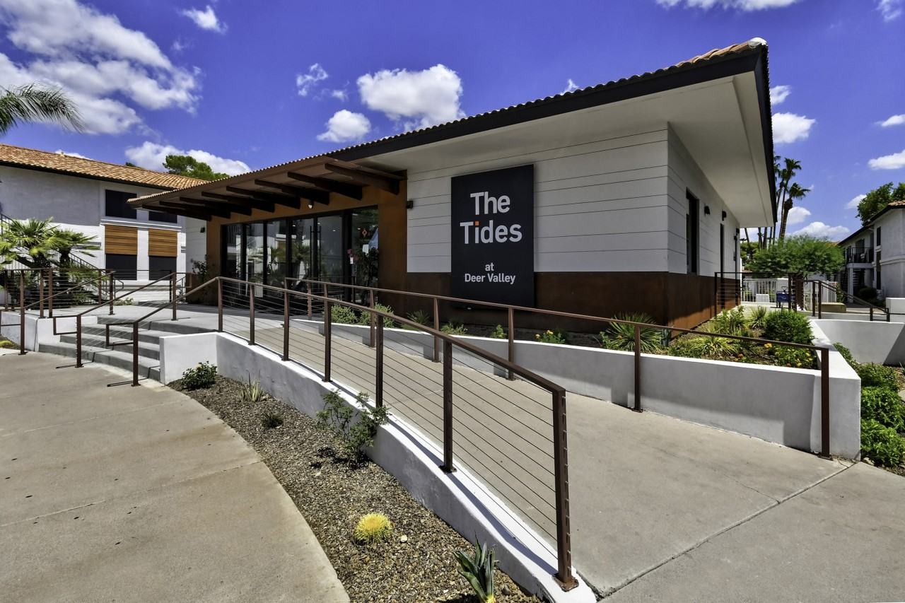 Tides at Deer Valley Apartments 17425 N 19th Ave, Phoenix, AZ 85023