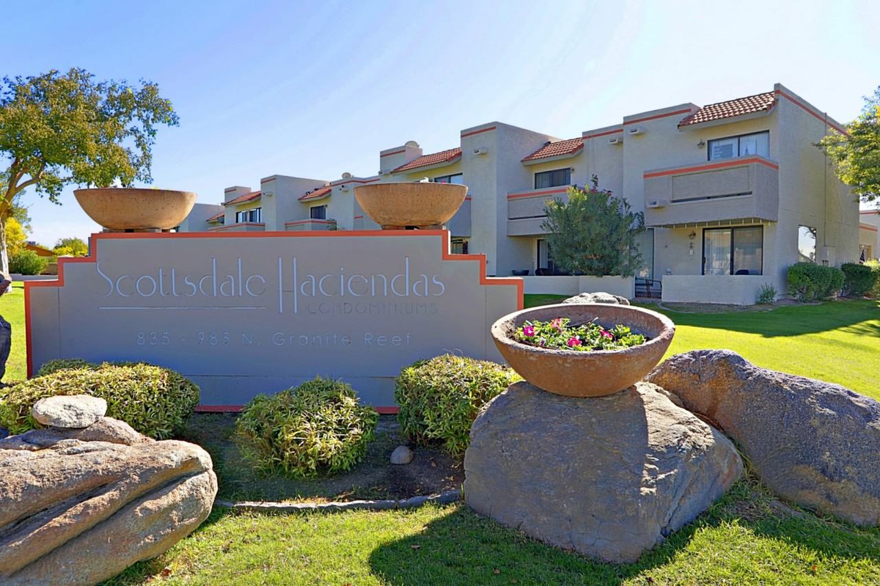Scottsdale Haciendas Apartments 985 N Granite Reef Rd, Scottsdale, AZ