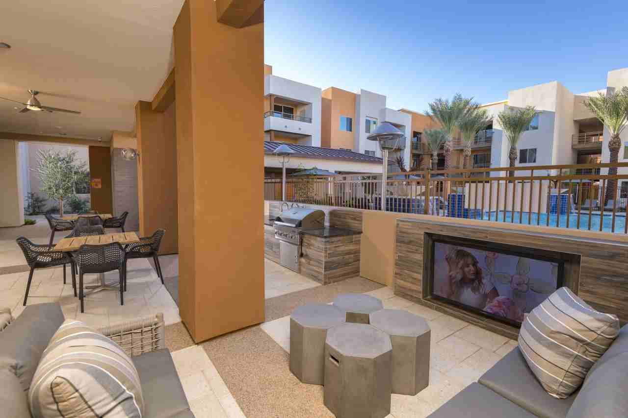 Brio On Ray Apartments 250 E Ray Rd, Chandler, AZ 85225 Zumper