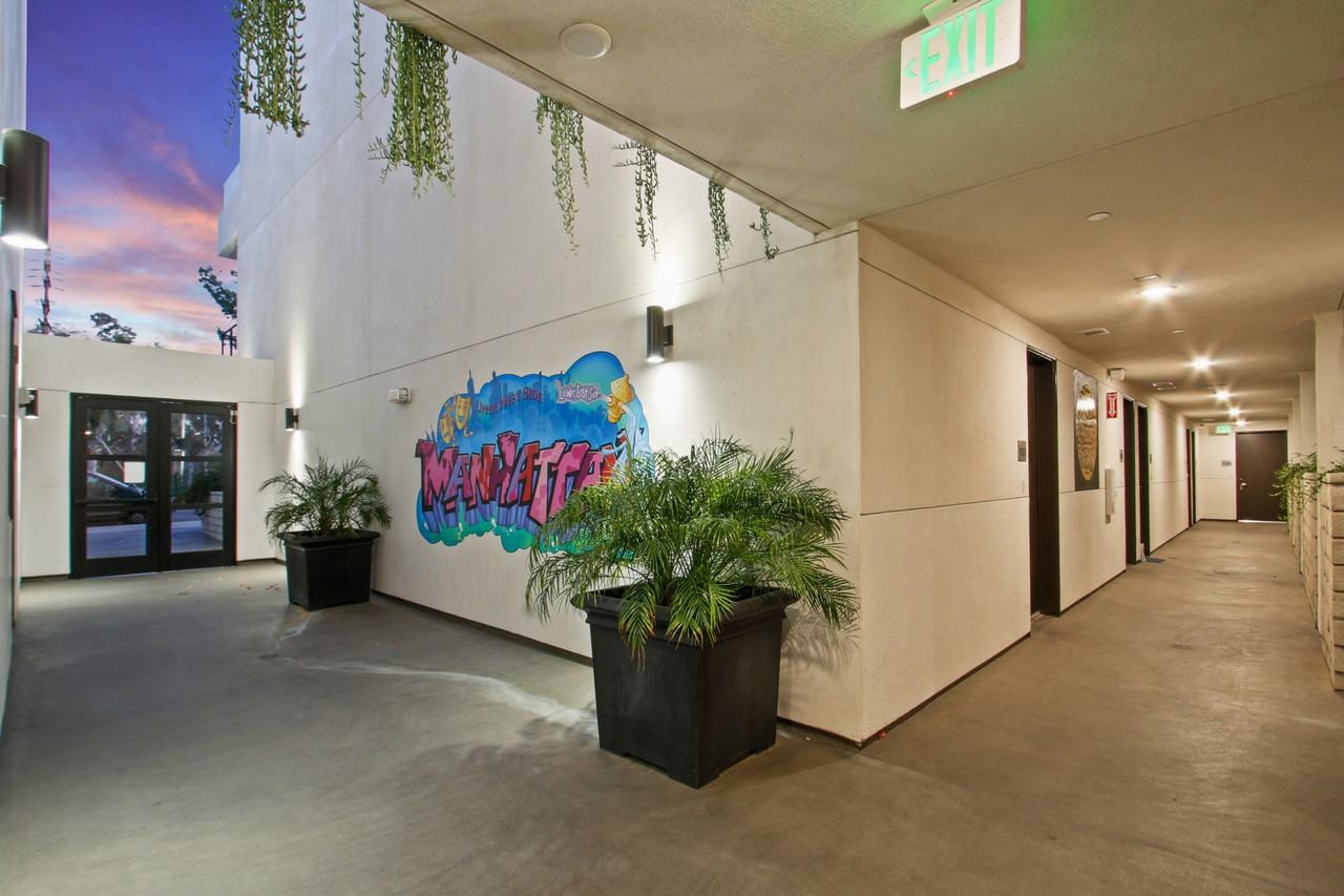 Art Set NoHo Apartments 11525 Chandler Blvd, Los Angeles, CA 91601