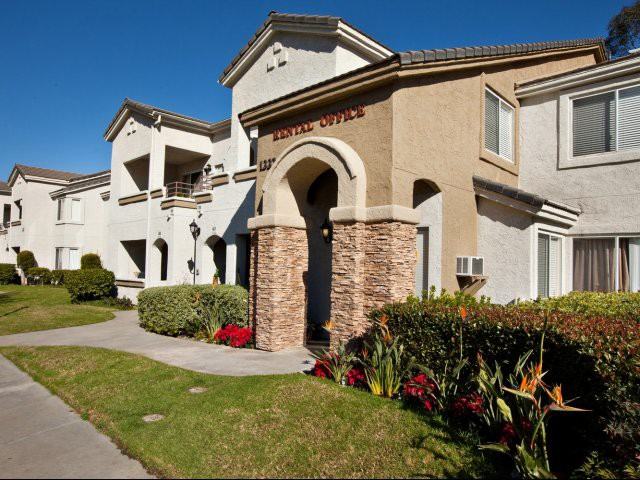 Elán Riverwalk Apartments 1332 Morning View Dr, Escondido, CA 92026