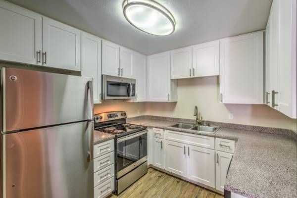 El Norte Villas Apartments 1051 W El Norte Pkwy, Escondido, CA 92026