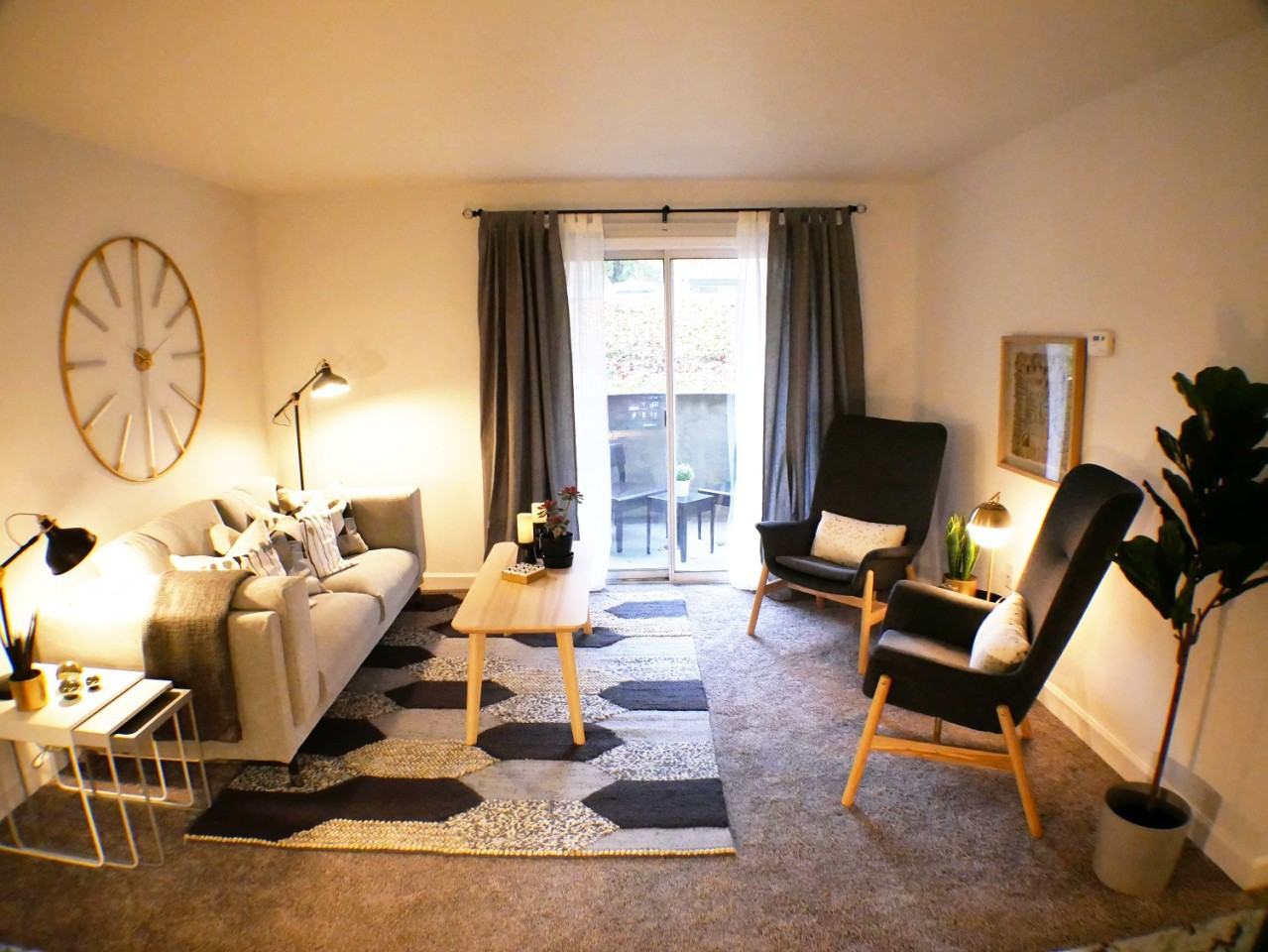 Galbraith Pointe Apartments and Townhomes 8240 W Galbraith Rd