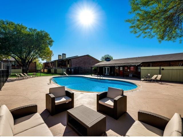 ROCHELLE PLACE Apartments 240 W Rochelle Rd, Irving, TX 75062 Zumper