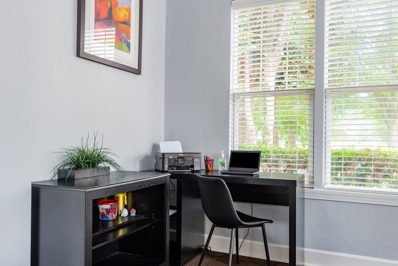 Allerton Place Apartments 3201 Allerton Cir, Greensboro, NC 27409