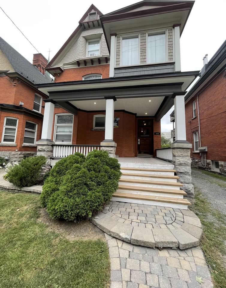 409 Queen St. Apartments 409 Queen St, Ottawa, ON K1R 5A6 Zumper
