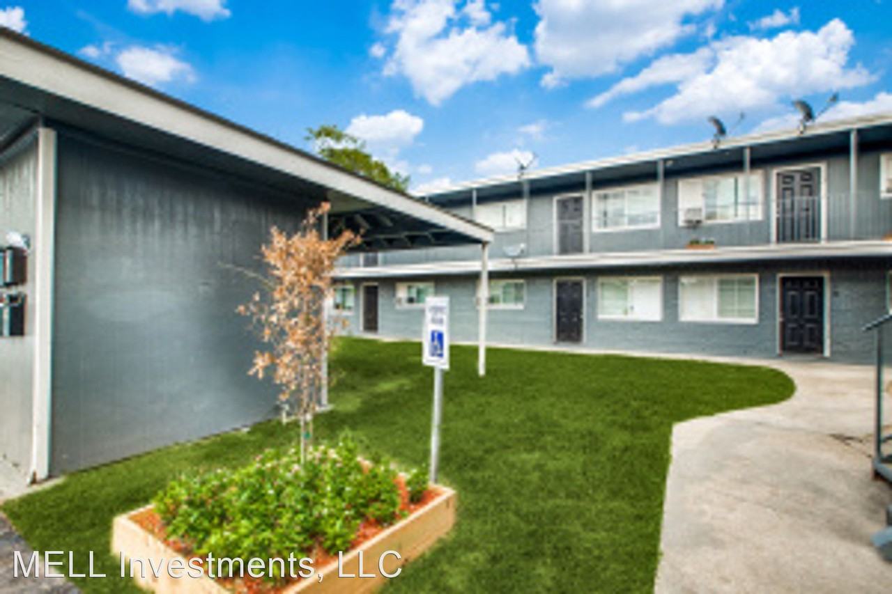 4525 Weaver Rd Apartments in Trinity Houston Gardens, Houston, TX