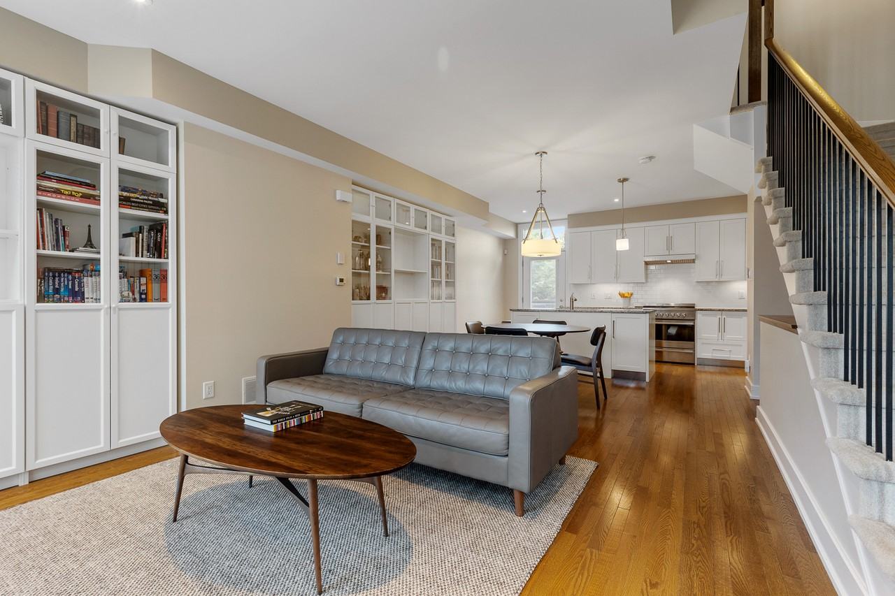 104 Greenfield Avenue Apartments 104 Greenfield Ave, Ottawa, ON K1S