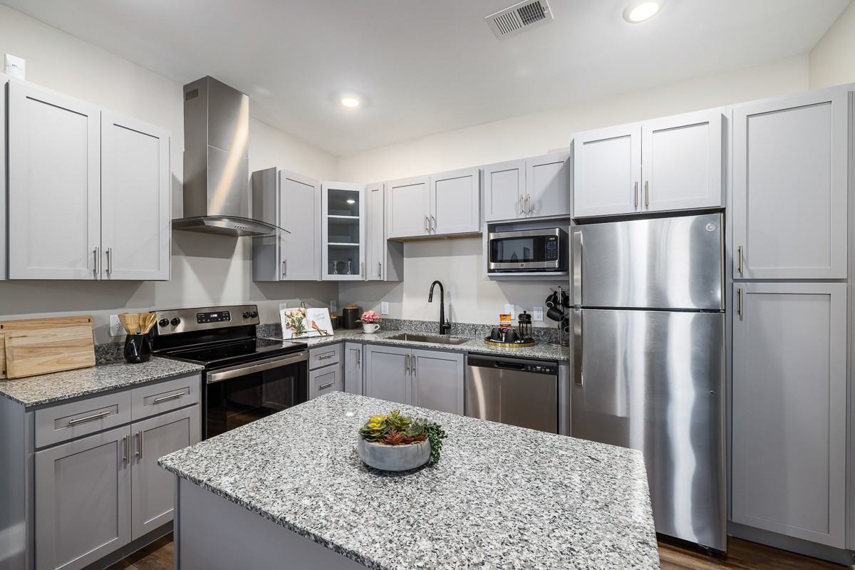 Elevate Haw River Apartments 2310 Vantage Pt, Graham, NC 27253 Zumper