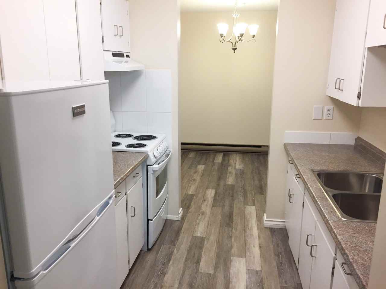 Lombardy Park Apartments 1311 1310, 1311, 1312, 1314 Lawson Avenue